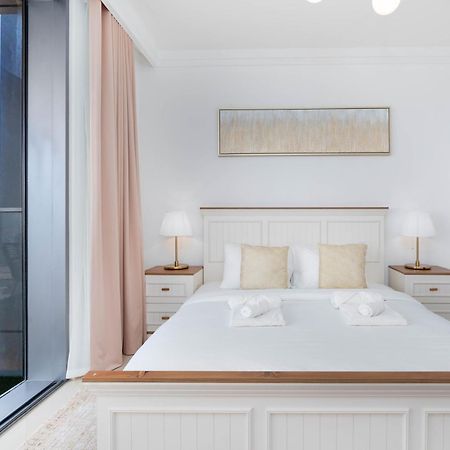 Lux Apt-Burj View Opp. Dxb Mall Дубай Екстериор снимка