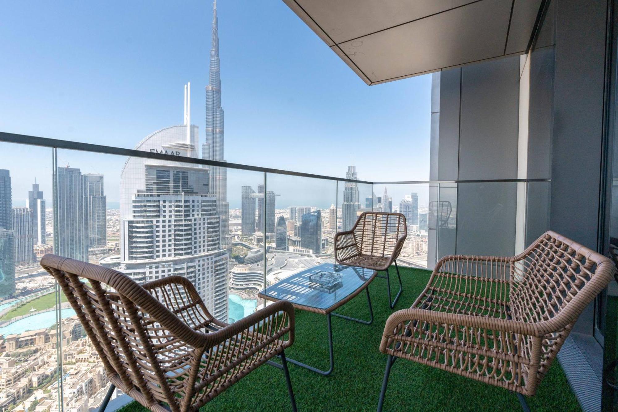 Lux Apt-Burj View Opp. Dxb Mall Дубай Екстериор снимка
