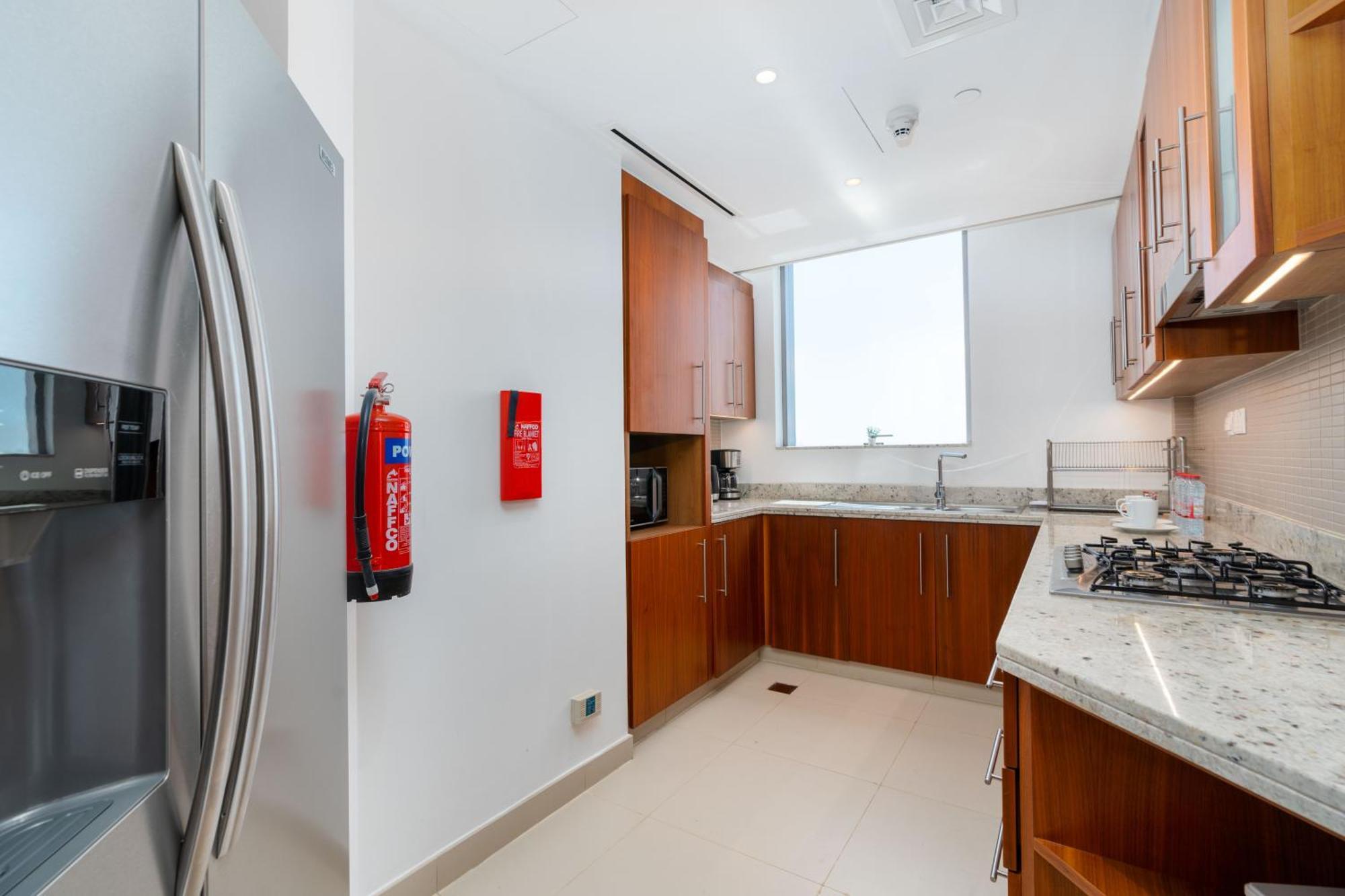 Lux Apt-Burj View Opp. Dxb Mall Дубай Екстериор снимка